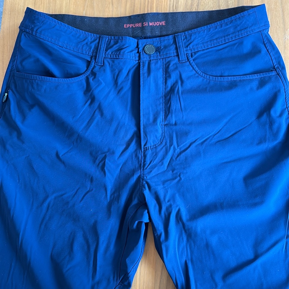 Rhône resort jogger in blue M